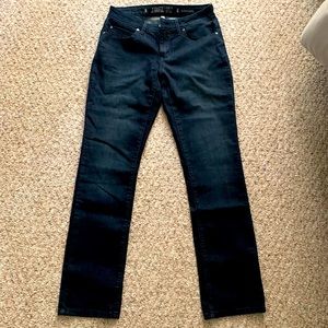 Jennifer Lopez straight jeans